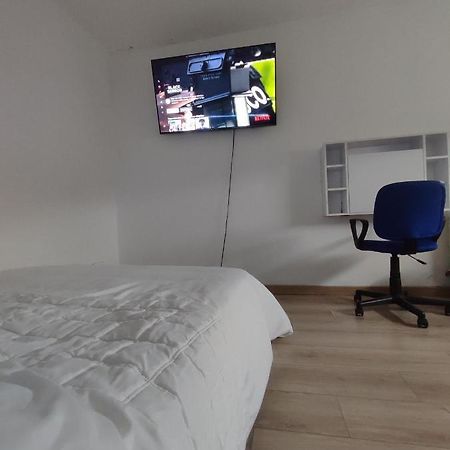 里尔Chambre Prive Dans Une Maison Avec Terrasse Et Jardin Salles De Bain Partagees公寓 外观 照片