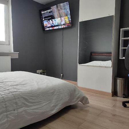 里尔Chambre Prive Dans Une Maison Avec Terrasse Et Jardin Salles De Bain Partagees公寓 外观 照片